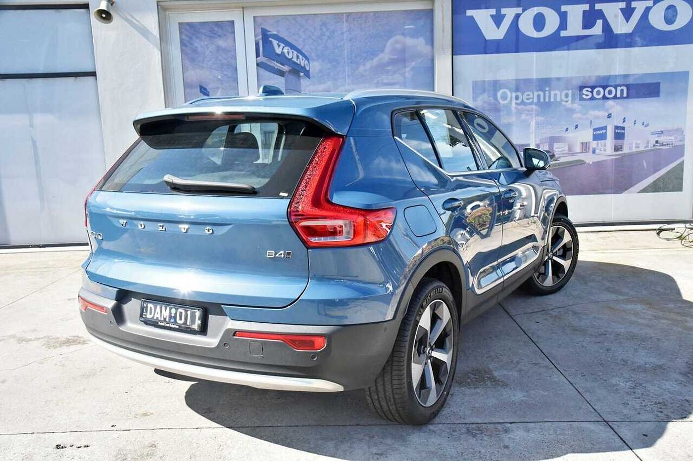 Volvo  XC40 Ultimate, B4 Mild Hybrid, Petrol, Bright