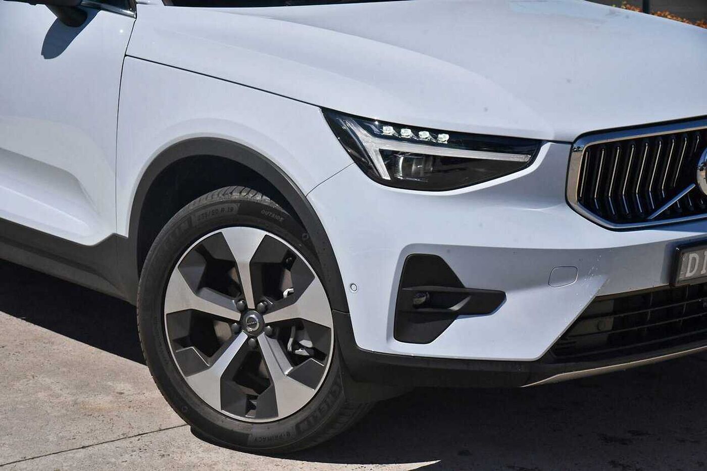 Volvo  XC40 Ultra, B4 AWD Mild hybrid, Petrol, Bright