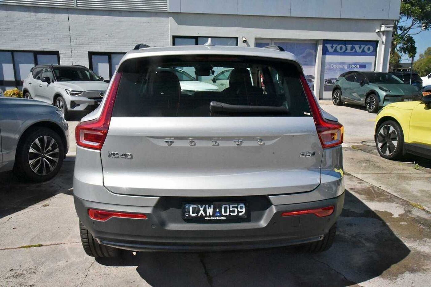 Volvo  XC40 Ultimate, B5 Mild Hybrid, Petrol, Dark