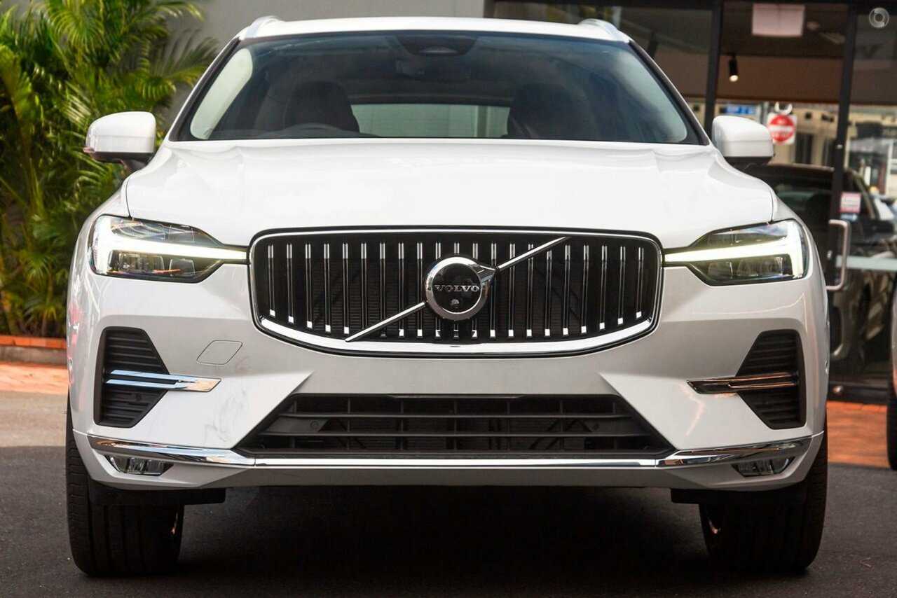 Volvo  XC60 Ultra, B5 AWD Mild hybrid, Petrol, Bright
