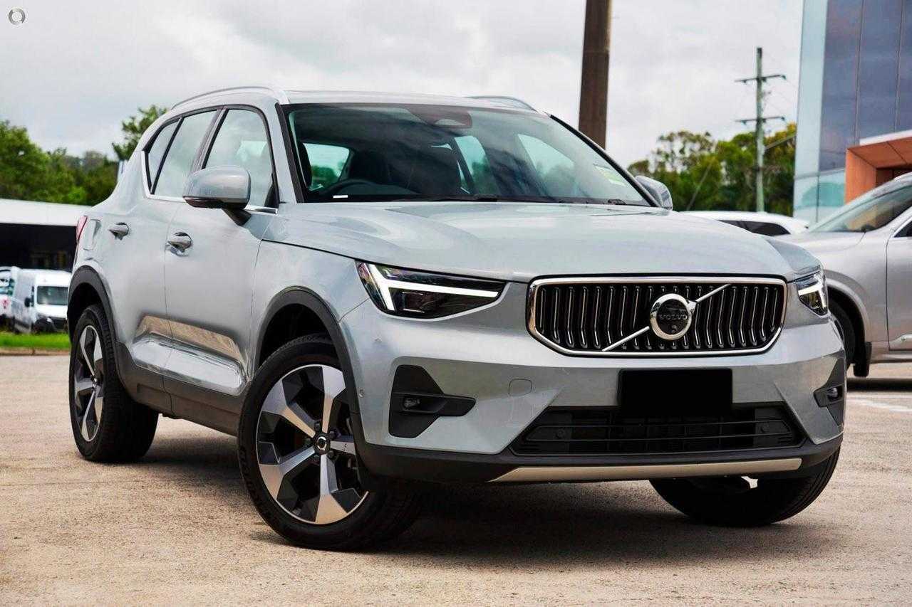 Volvo  XC40 Ultra, B4 AWD Mild hybrid, Petrol, Bright