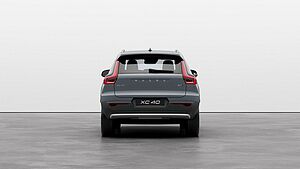 Volvo  XC40 Ultimate, B4 AWD Mild hybrid, Petrol, Bright