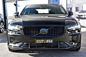 Volvo  S60 Recharge Black Edition Plus, T8 eAWD Plug-in hybrid, Electric/Petrol