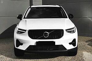 Volvo  XC40 Ultimate, B5 Mild Hybrid, Petrol, Dark