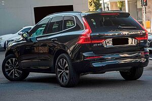 Volvo  XC60 Plus, B5 Mild Hybrid, Petrol