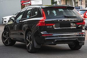 Volvo  XC60 Ultimate, B6 Mild Hybrid, Petrol, Dark