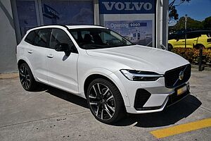 Volvo  XC60 Ultimate, B6 AWD mild hybrid, Petrol, Dark