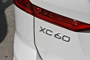 Volvo  XC60 Ultimate, B5 Mild Hybrid, Petrol, Bright