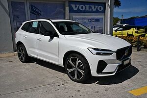 Volvo  XC60 Ultimate, B6 AWD mild hybrid, Petrol, Dark