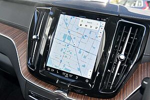 Volvo  XC60 Ultimate, B6 AWD mild hybrid, Petrol, Dark