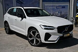 Volvo  XC60 Ultimate, B6 Mild Hybrid, Petrol, Dark