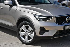 Volvo  XC40 Plus, B4 Mild Hybrid, Petrol