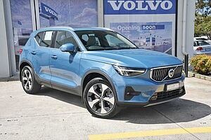 Volvo  XC40 Ultimate, B4 Mild Hybrid, Petrol, Bright