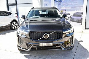 Volvo  XC60 Ultimate, B6 AWD mild hybrid, Petrol, Dark