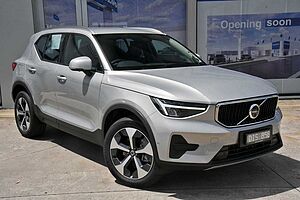 Volvo  XC40 Plus, B4 Mild hybrid, Petrol