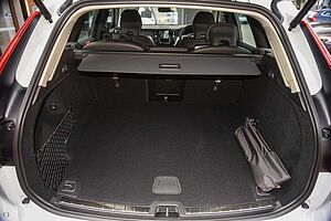 Volvo  XC60 Ultimate, B5 Mild Hybrid, Petrol, Bright