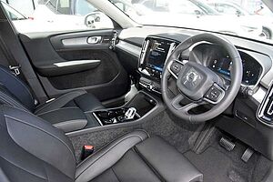 Volvo  XC40 Ultra, B4 AWD Mild hybrid, Petrol, Bright