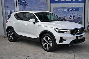 Volvo  XC40 Ultra, B4 AWD Mild hybrid, Petrol, Bright