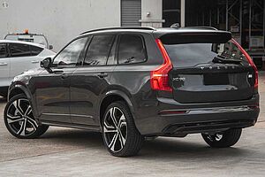 Volvo  XC90 Recharge Ultimate, T8 AWD Plug-in hybrid, Electric/Petrol, Dark, 7 Seats