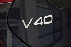 Volvo  V40 T4 Luxury