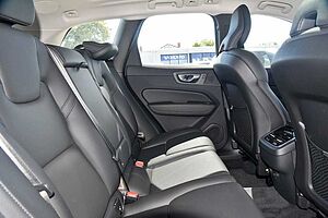 Volvo  XC60 Ultimate, B5 Mild Hybrid, Petrol, Bright