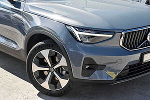 Volvo  XC40 Ultimate, B4 Mild Hybrid, Petrol, Bright