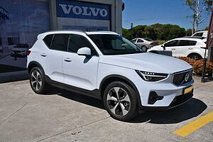 Volvo  XC40 Ultra, B4 AWD Mild hybrid, Petrol, Bright