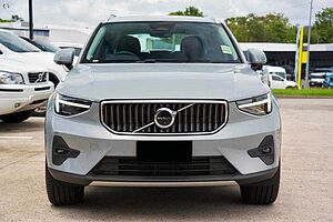 Volvo  XC40 Ultra, B4 AWD Mild hybrid, Petrol, Bright