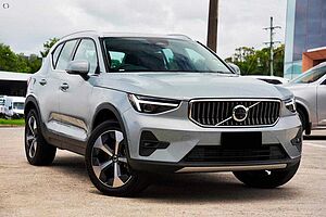 Volvo  XC40 Ultra, B4 AWD Mild hybrid, Petrol, Bright