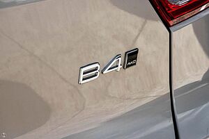 Volvo  XC40 Ultra, B4 AWD Mild hybrid, Petrol, Bright
