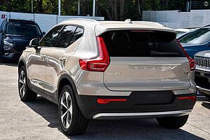 Volvo  XC40 Ultra, B4 AWD Mild hybrid, Petrol, Bright