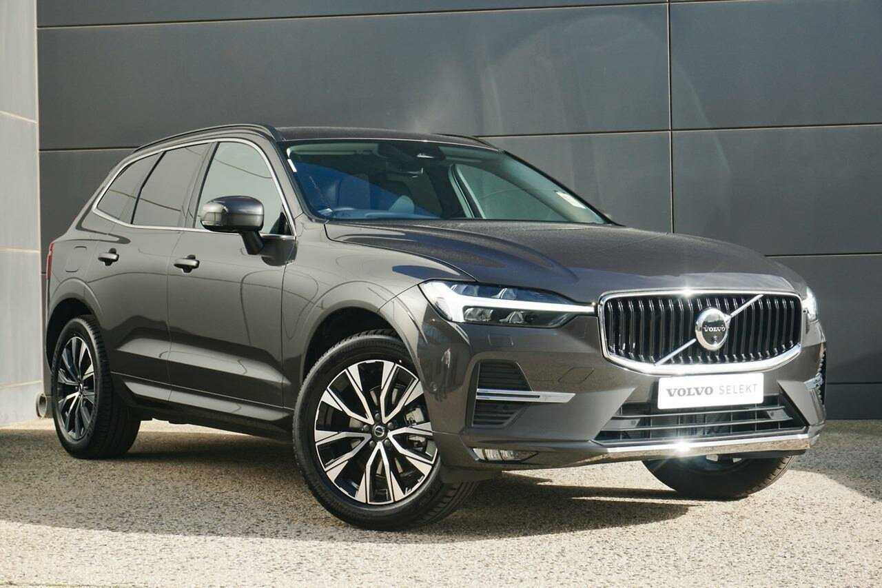 Volvo  XC60 Plus, B5 Mild Hybrid, Petrol