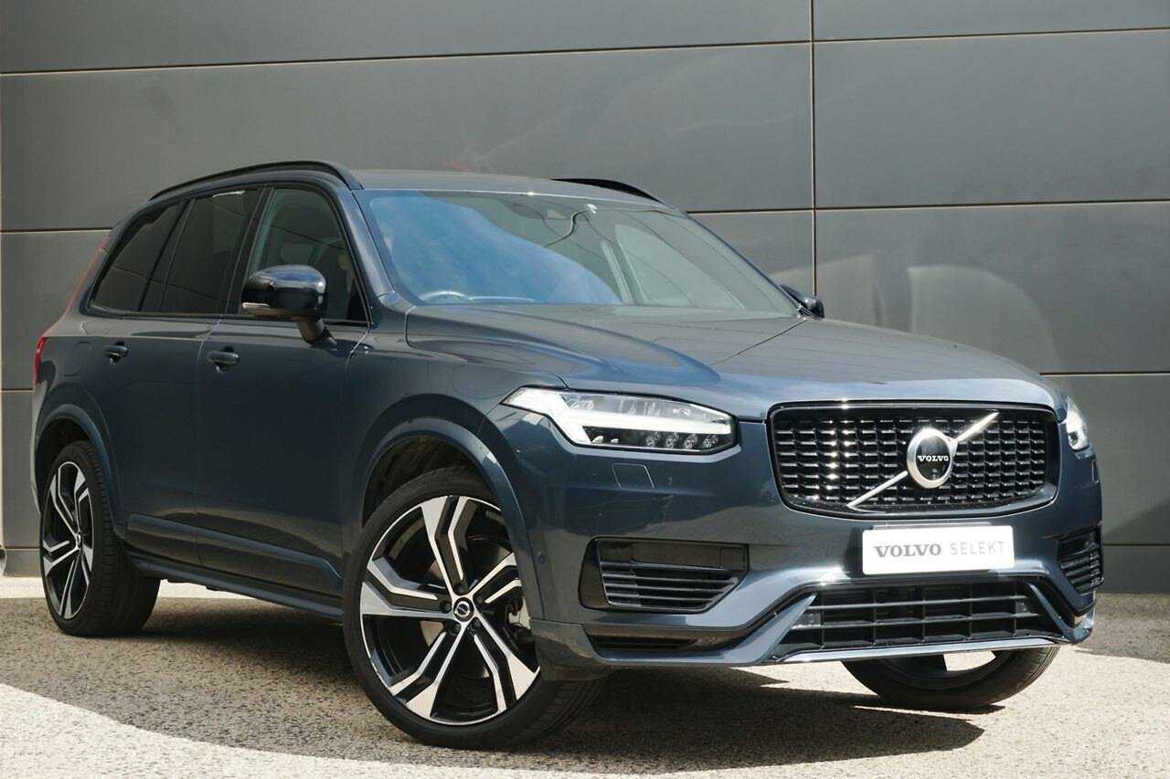 Volvo  XC90 Recharge R-Design, T8 AWD (235+65 kW), Seven individual seats