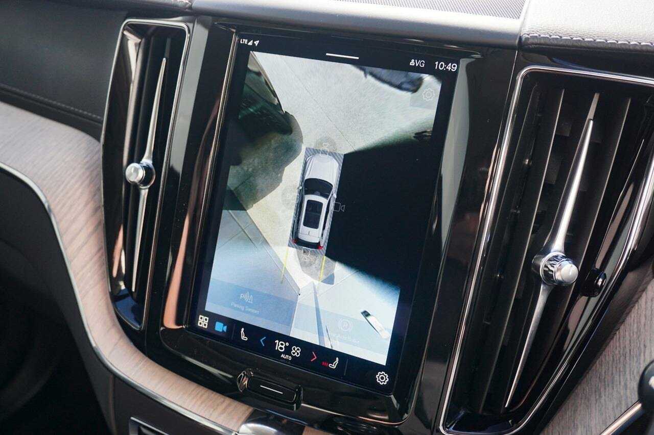Volvo  XC60 Inscription, B5 mild hybrid