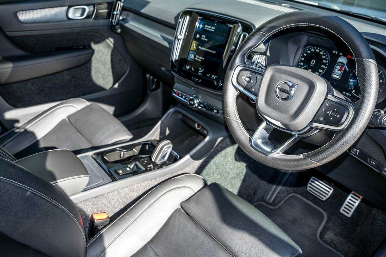 Volvo  XC40 R-Design, T5 Petrol AWD (185 kW)