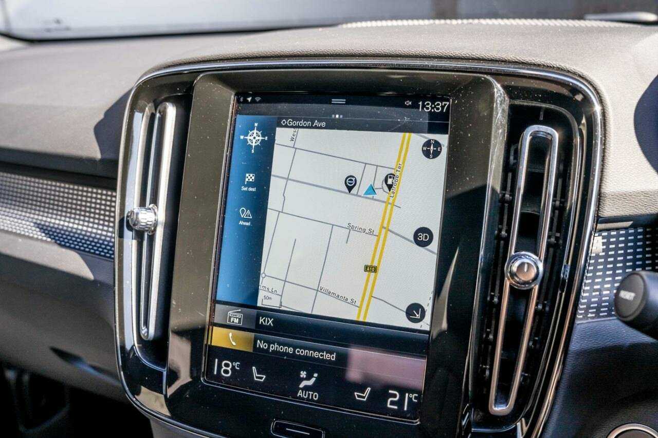 Volvo  XC40 R-Design, T5 Petrol AWD (185 kW)