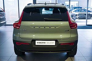 Volvo  XC40 Ultimate, B5 Mild Hybrid, Petrol, Dark