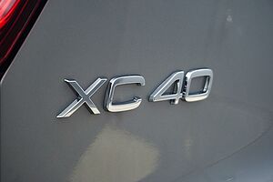 Volvo  XZ MY25 Plus B4