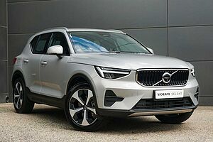 Volvo  XC40 Plus, B4 Mild hybrid, Petrol