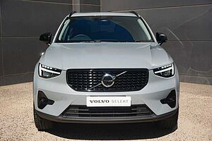 Volvo  XC40 Ultimate, B4 AWD Mild hybrid, Petrol, Dark