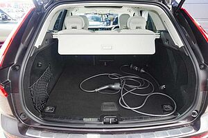 Volvo  UZ MY25 Plus T8 AWD Plug-In Hybrid