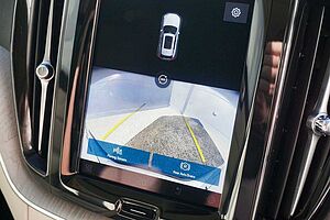 Volvo  UZ MY25 Plus T8 AWD Plug-In Hybrid