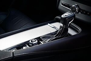 Volvo  XC90 R-Design, T6 AWD (235 kW), Seven individual seats
