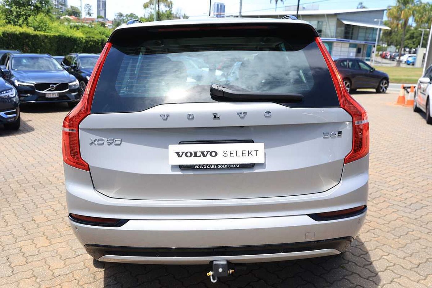 Volvo  XC90 Ultimate, B6 Mild Hybrid, Petrol, Dark, 7 Seats