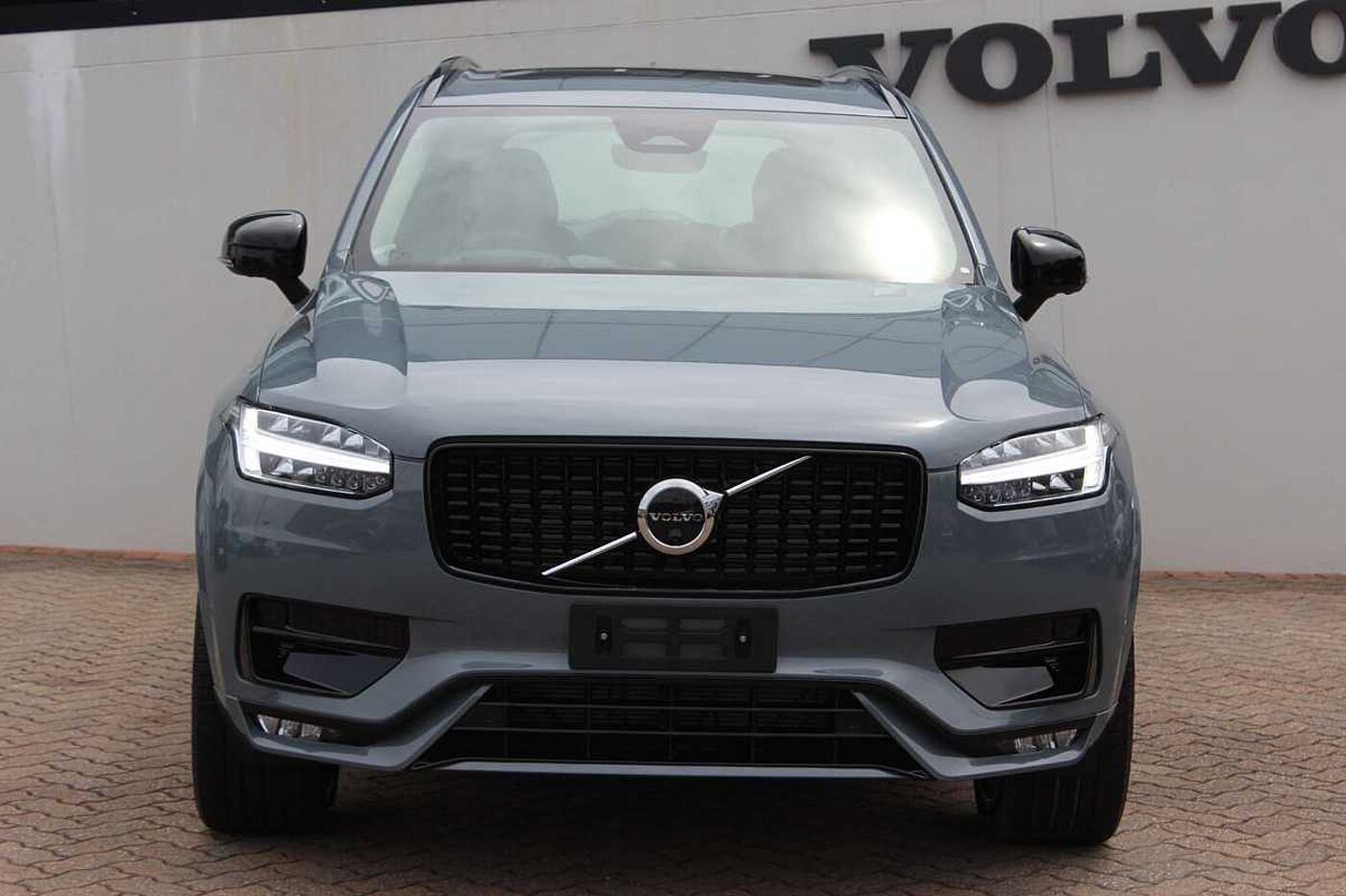 Volvo  XC90 Ultimate, B6 Mild Hybrid, Petrol, Dark, 7 Seats