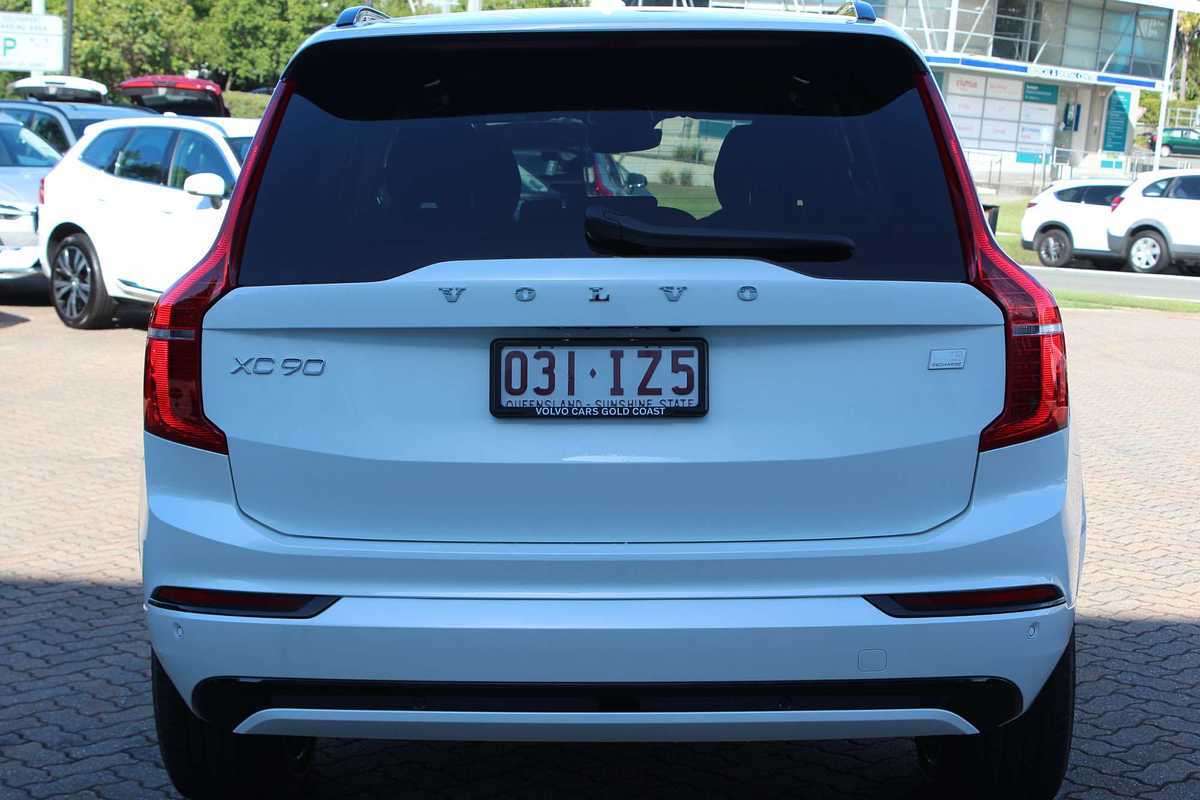 Volvo  XC90 Recharge Ultimate, T8 AWD Plug-In Hybrid, Electric/Petrol, Dark, 7 Seats