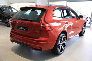 Volvo  XC60 Ultimate, B6 Mild Hybrid, Petrol, Dark