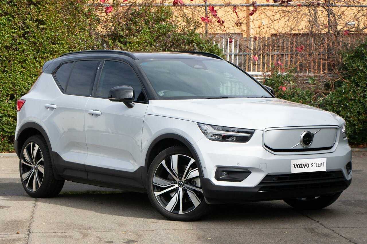 Volvo  XC40 Recharge Recharge Pro, Twin motor