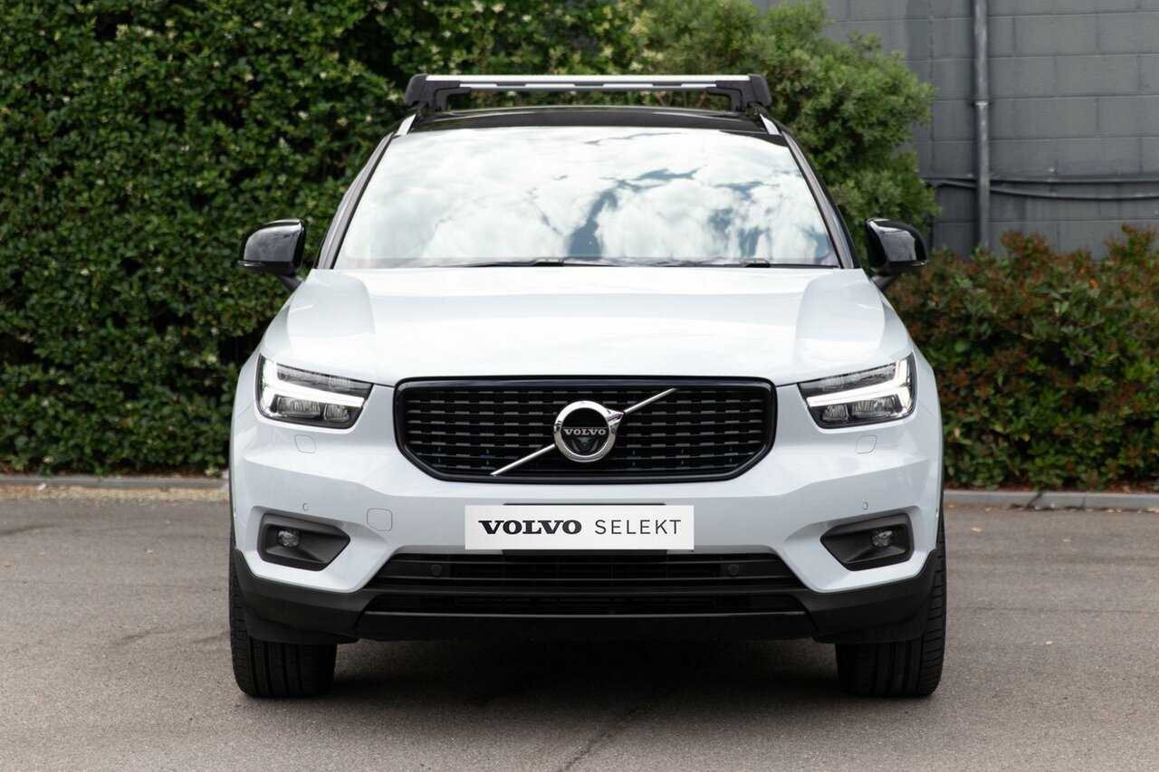 Volvo  XZ MY21 T5 AWD R-Design