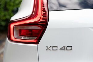 Volvo  XZ MY21 Recharge Plug-In Hybrid